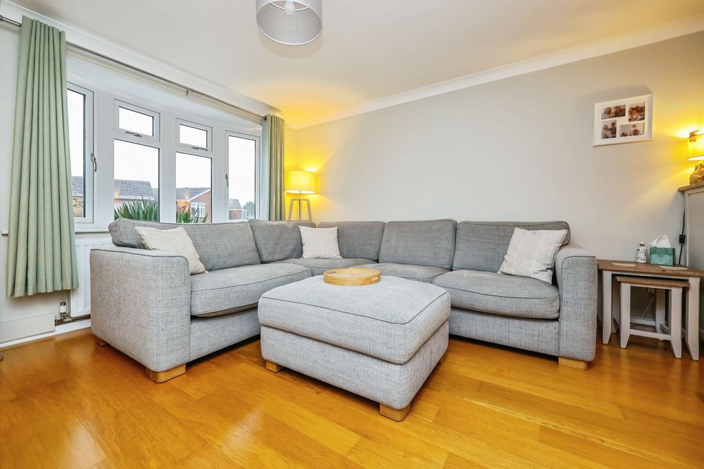 Property photo 3 of 15