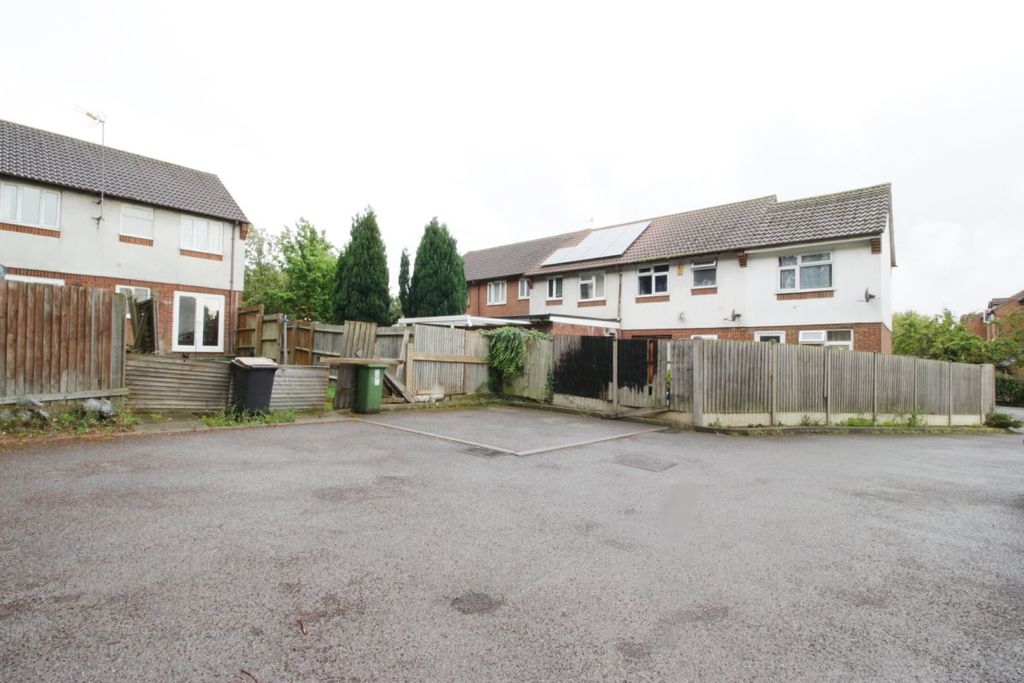 Property photo 3 of 16