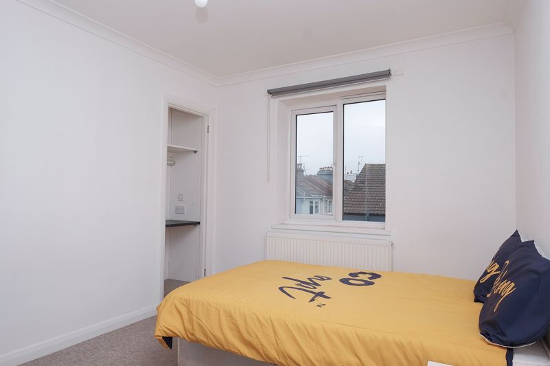 Property photo 1 of 6 Bedroom 1