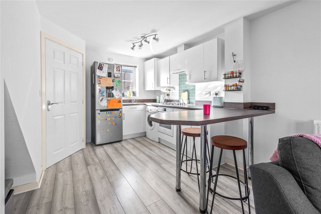 Property photo 3 of 17 Picture No. 05