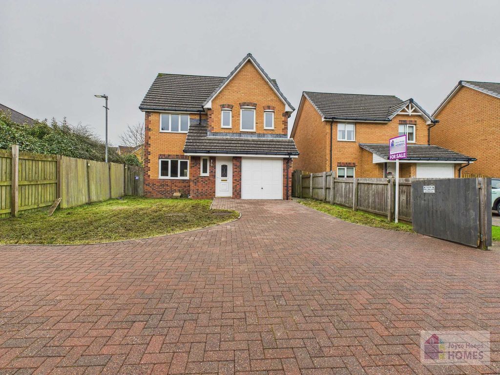 Property photo 1 of 23 Front Aspects