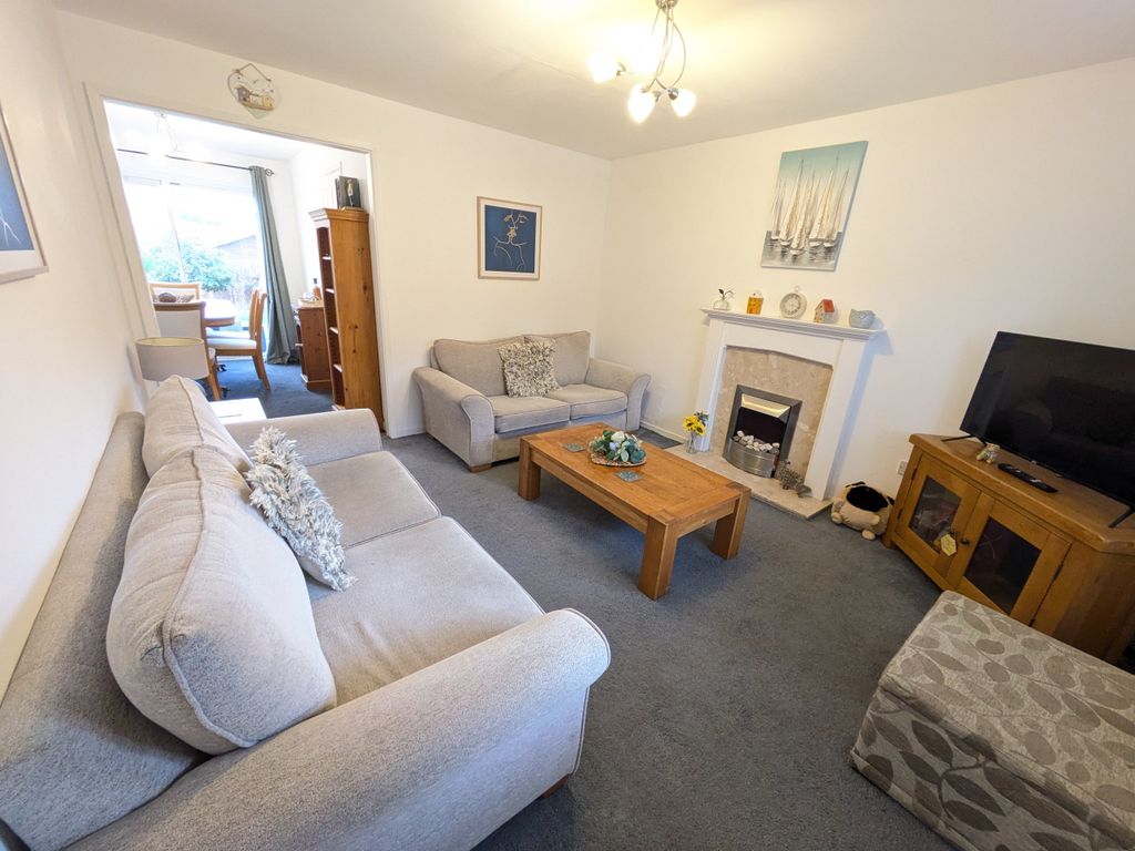 Property photo 3 of 18
