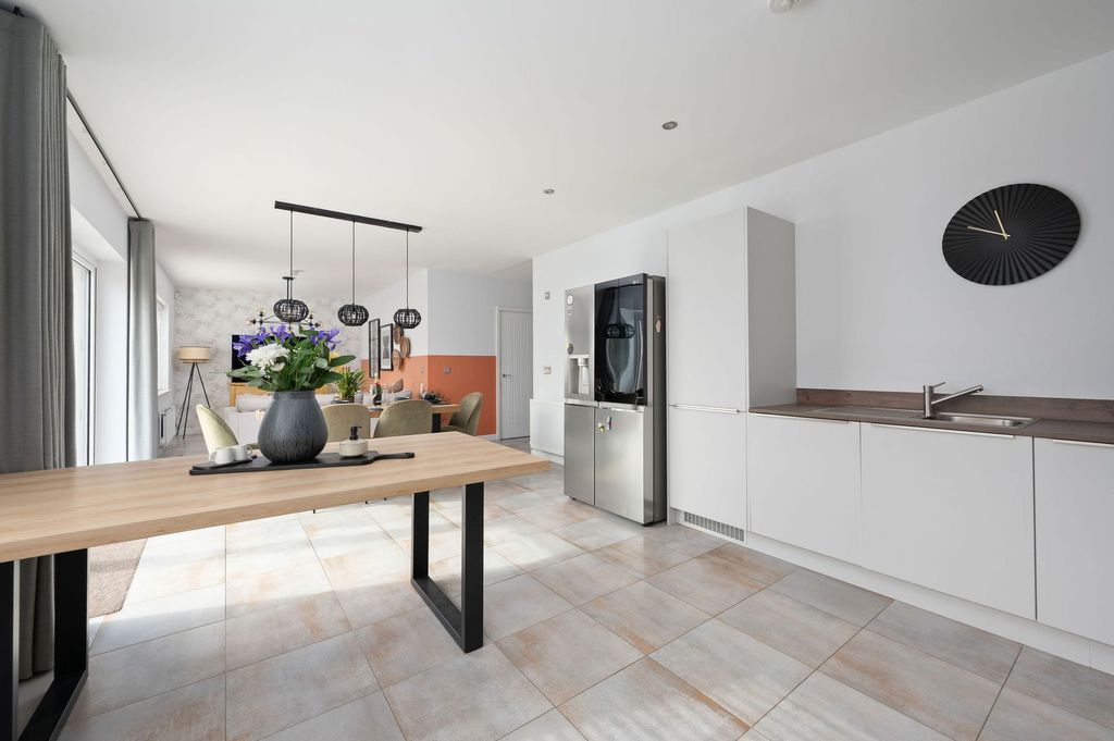 Additional image 8 of 5 bed detached house for saleMaggies Crescent, Larbert FK5