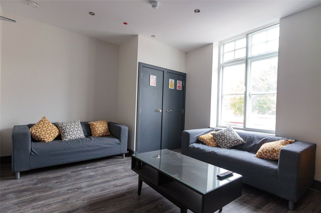 Property photo 2 of 3 Picture No. 02