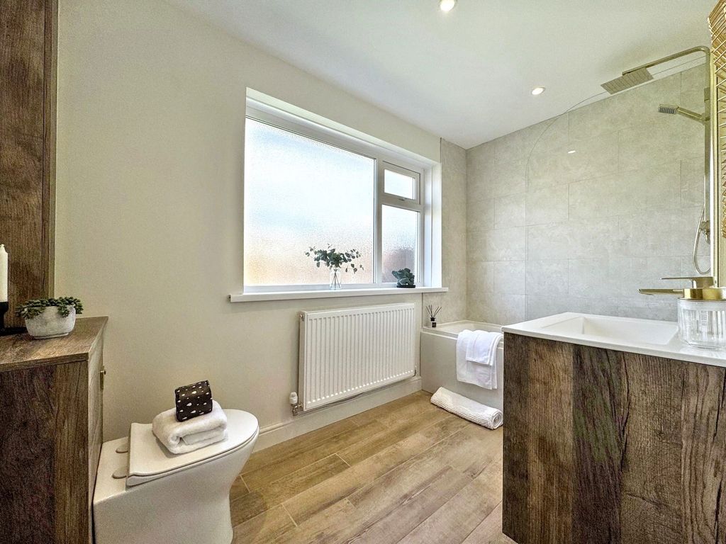 Additional image 16 of 4 bed semi-detached bungalow for saleAcacia Grove, Hebburn NE31