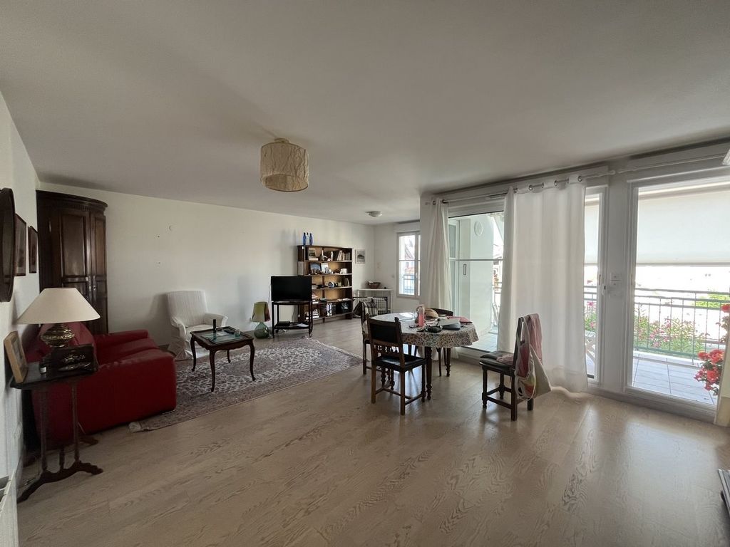 Property photo 1 of 11 Rare T4 Townhouse Of Ville D'été Arcachon