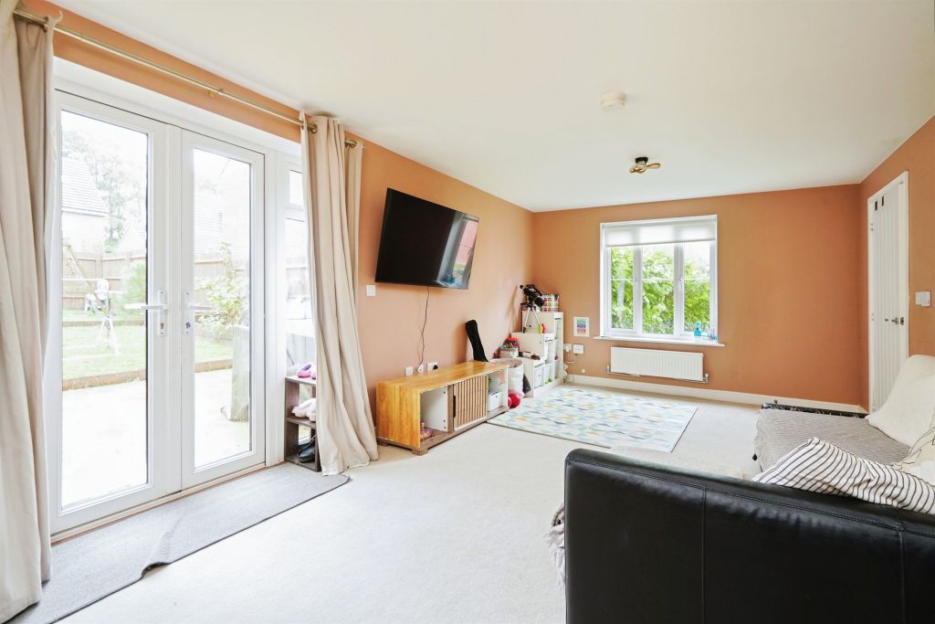 Property photo 2 of 20
