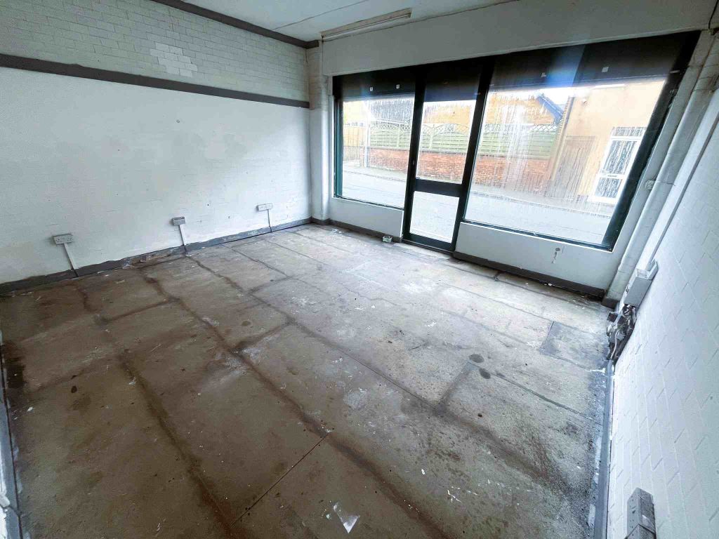 Property photo 3 of 3