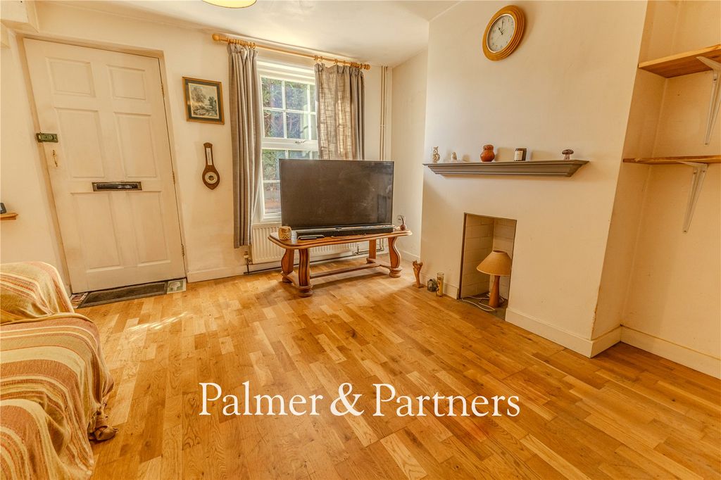 Property photo 2 of 15 Picture No. 05