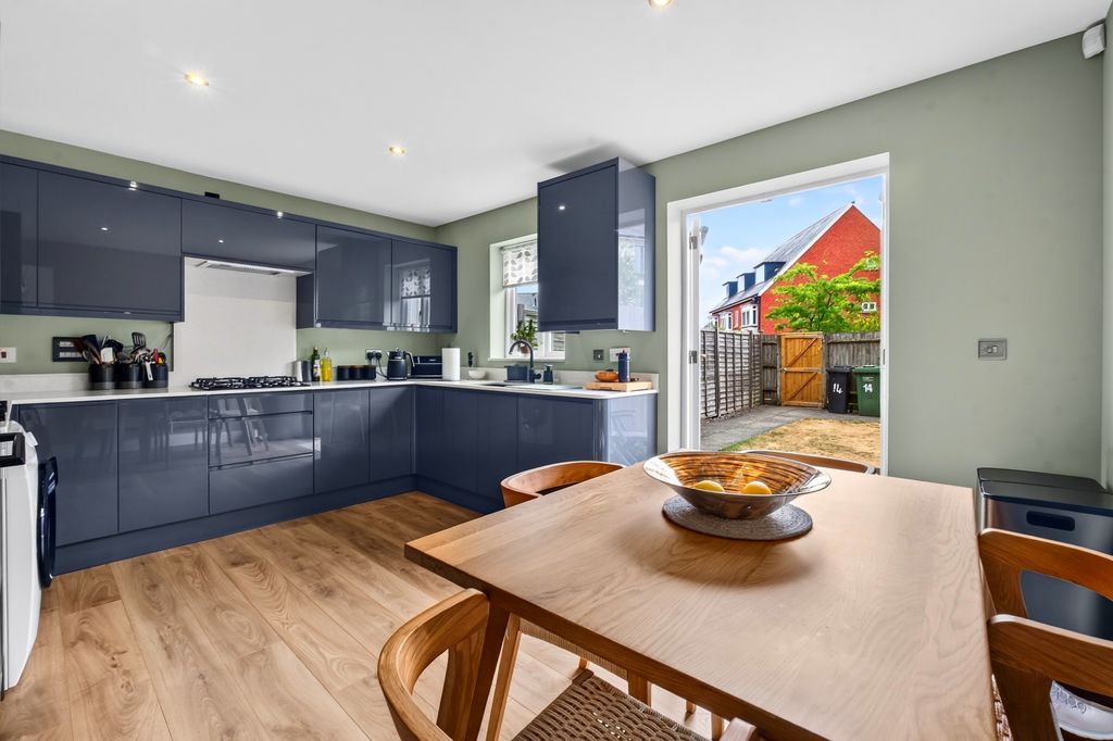 Property photo 2 of 22 Kitchen Dining Room