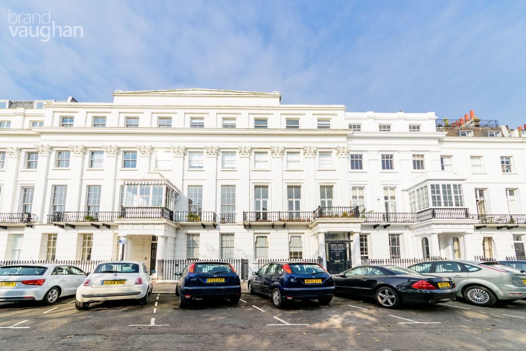 Property photo 1 of 9 External