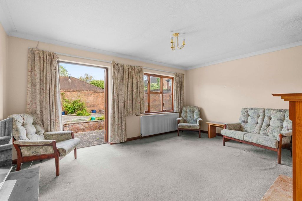 Property photo 3 of 13