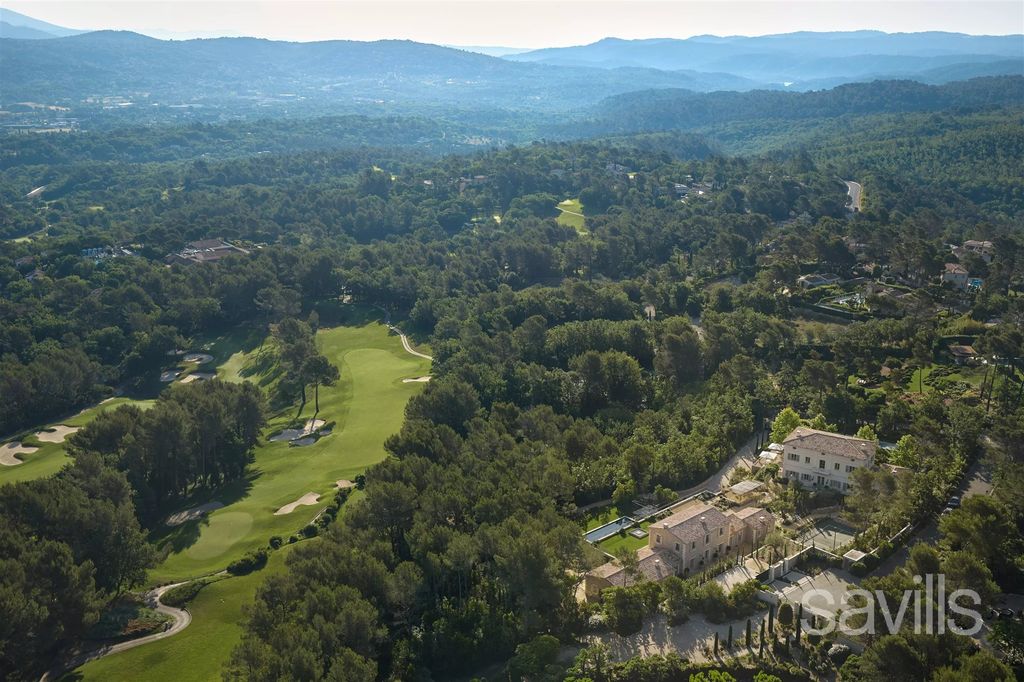 Property photo 1 of 23 An Exceptional Estate In Landscaped Grounds