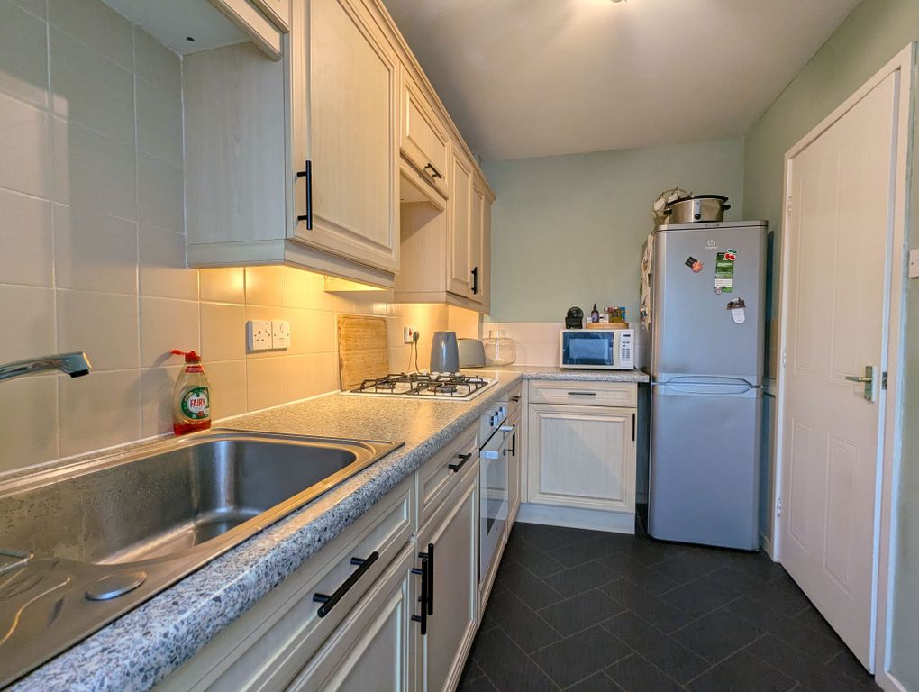 Property photo 3 of 6 Photograph 3