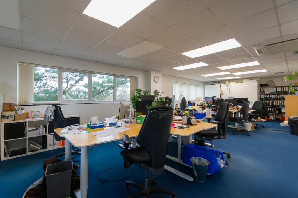 Property photo 2 of 7 10.Jpg