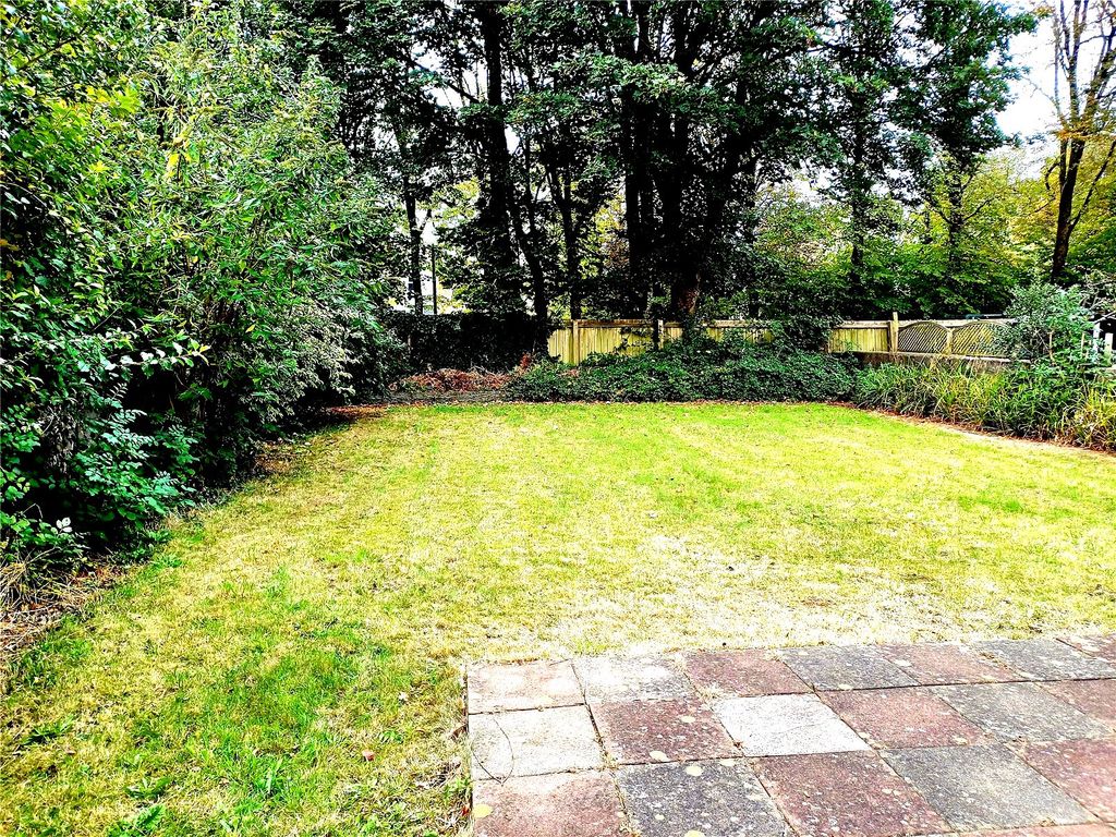 Property photo 2 of 16 Picture No. 31