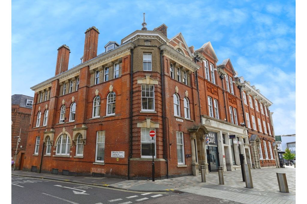 Property photo 1 of 14