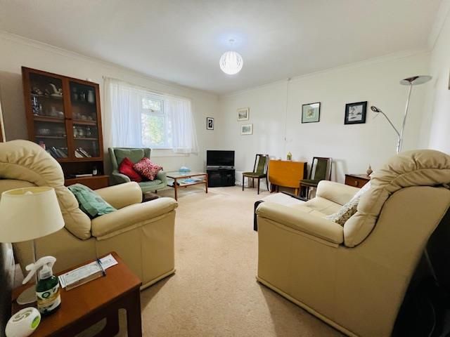 Property photo 2 of 8