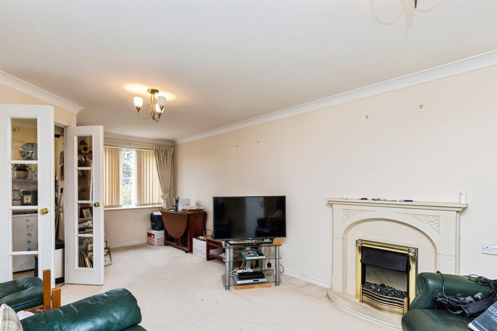 Property photo 3 of 10