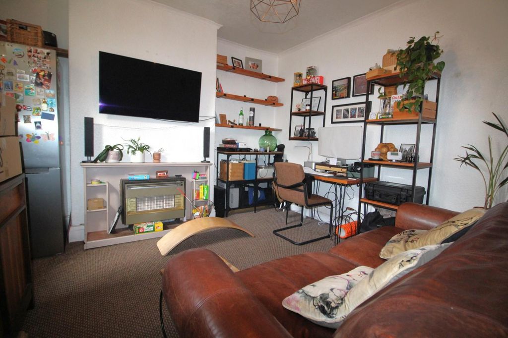 Property photo 2 of 8 Img_7656v1.Jpg