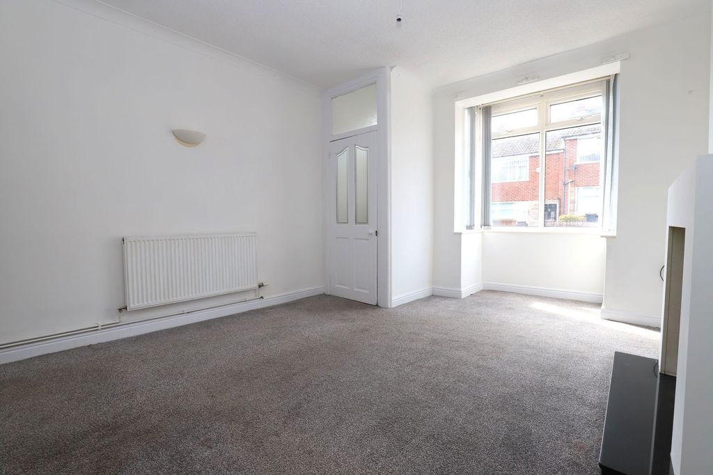 Property photo 3 of 23