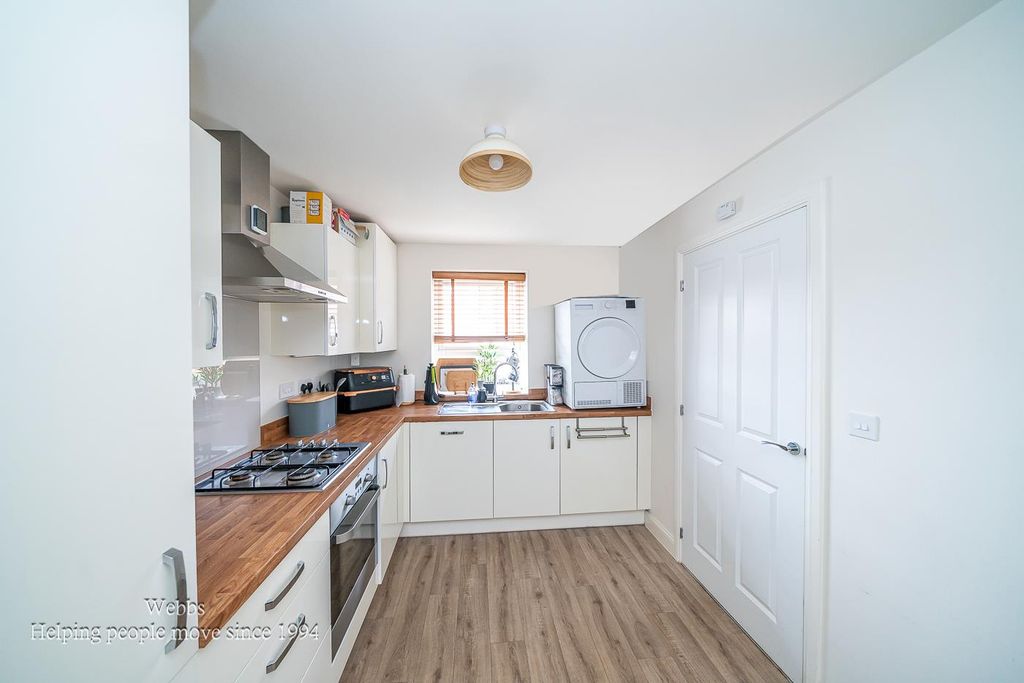 Property photo 3 of 24 Webbs-70.Jpg