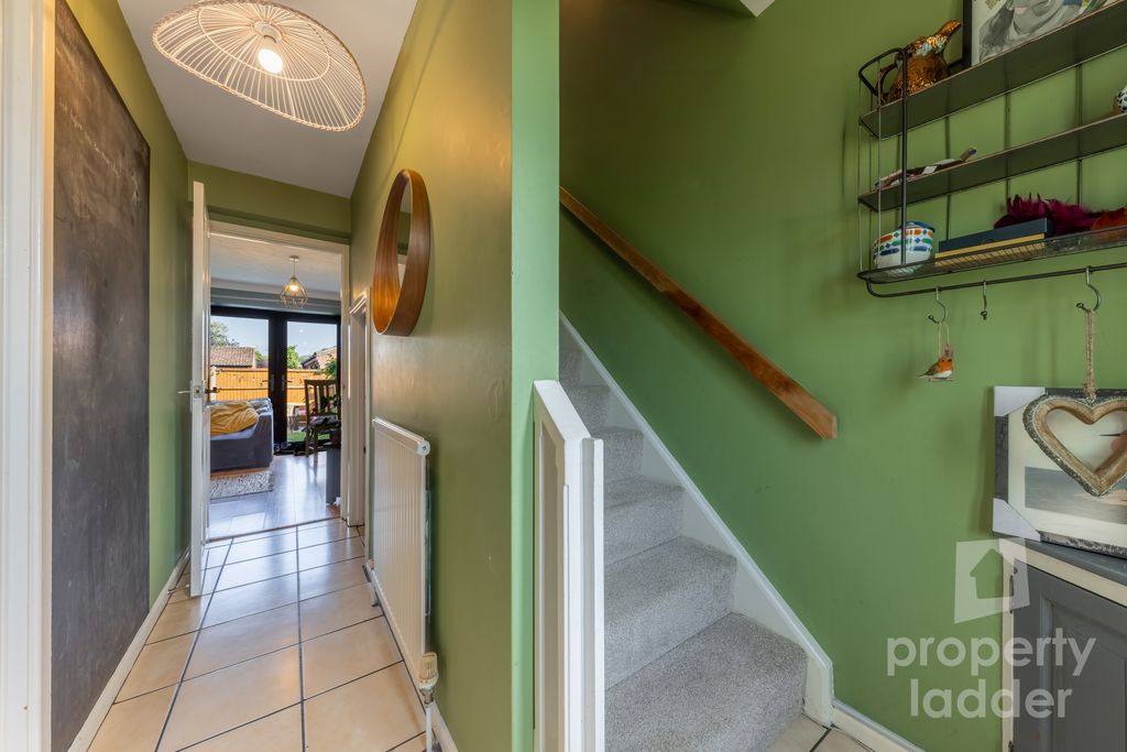 Property photo 2 of 18 Pl.1