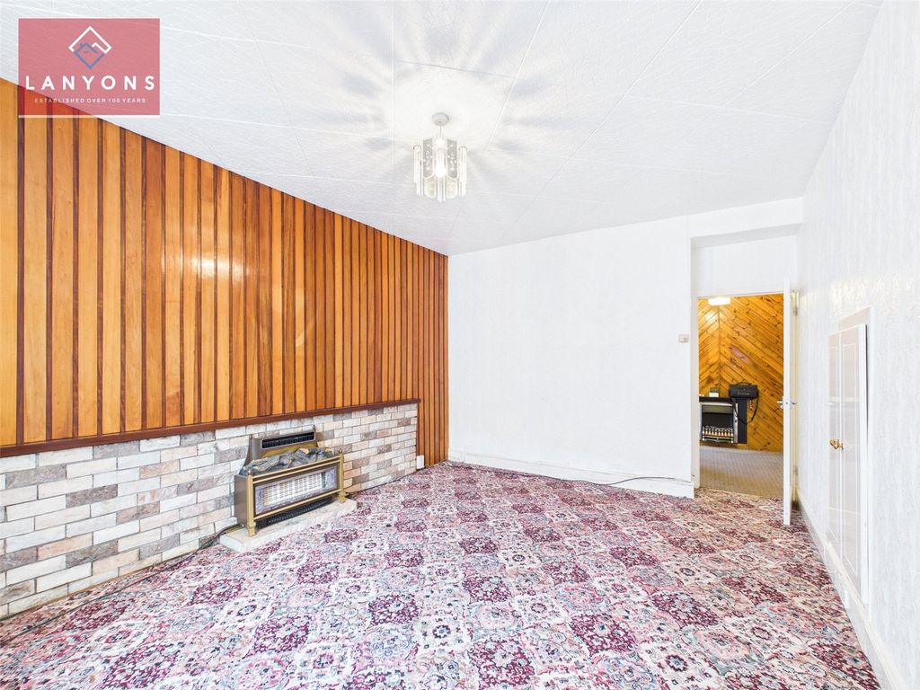 Property photo 3 of 12 Picture No. 04