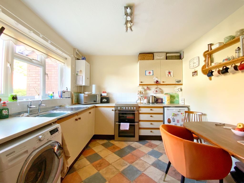 Property photo 2 of 9 Img_0060