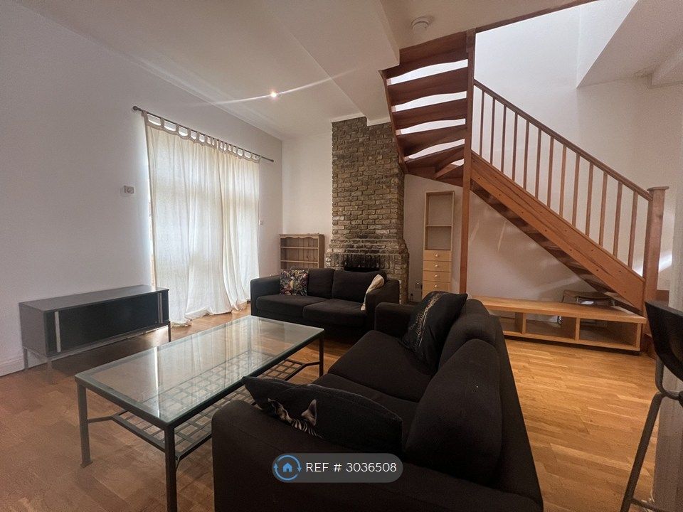 Property photo 3 of 20