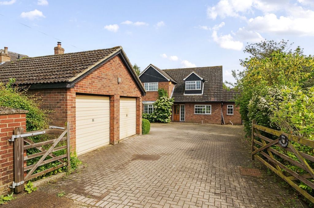 Property photo 1 of 26