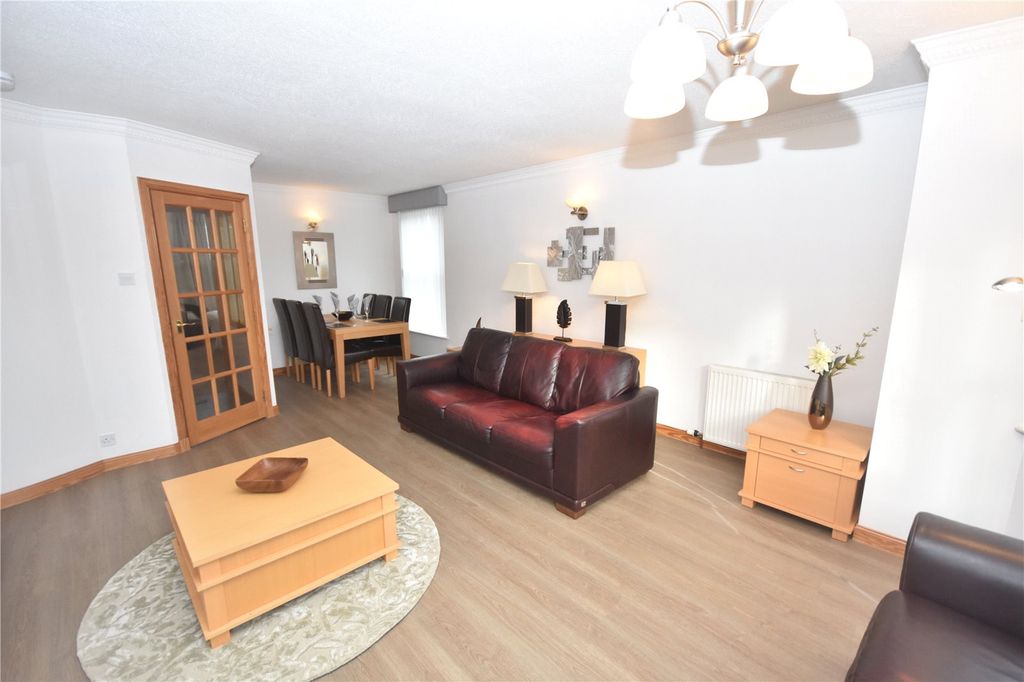 Property photo 3 of 12 Photo 3