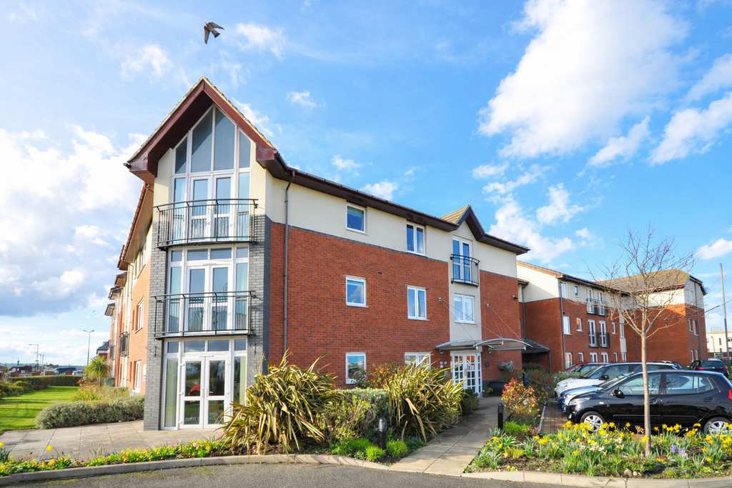 Property photo 1 of 11