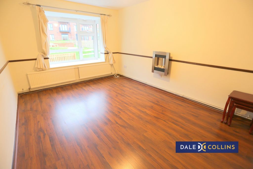 Property photo 2 of 10 Photo 4