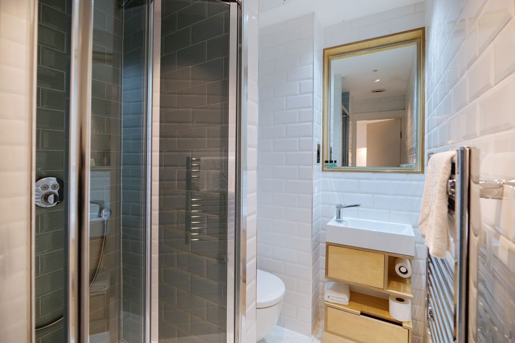 Property photo 3 of 4 Gallery