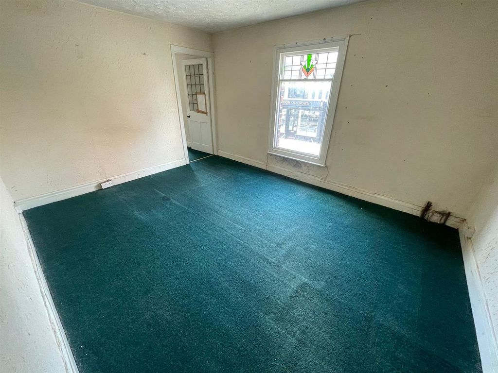 Property photo 3 of 6 295Cb133-4c42-44B5-8Dda-91F0F4967F25.Jpg