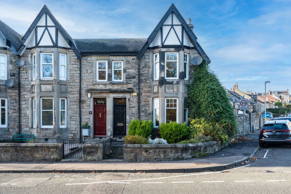 Property photo 1 of 36