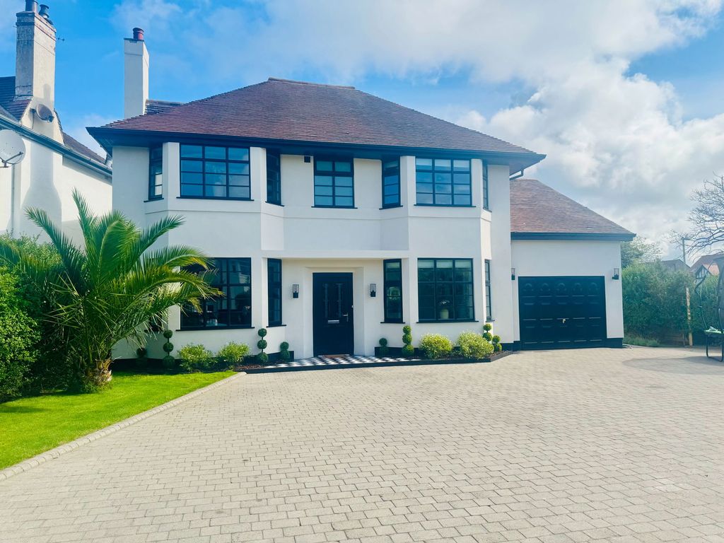 Property photo 1 of 21