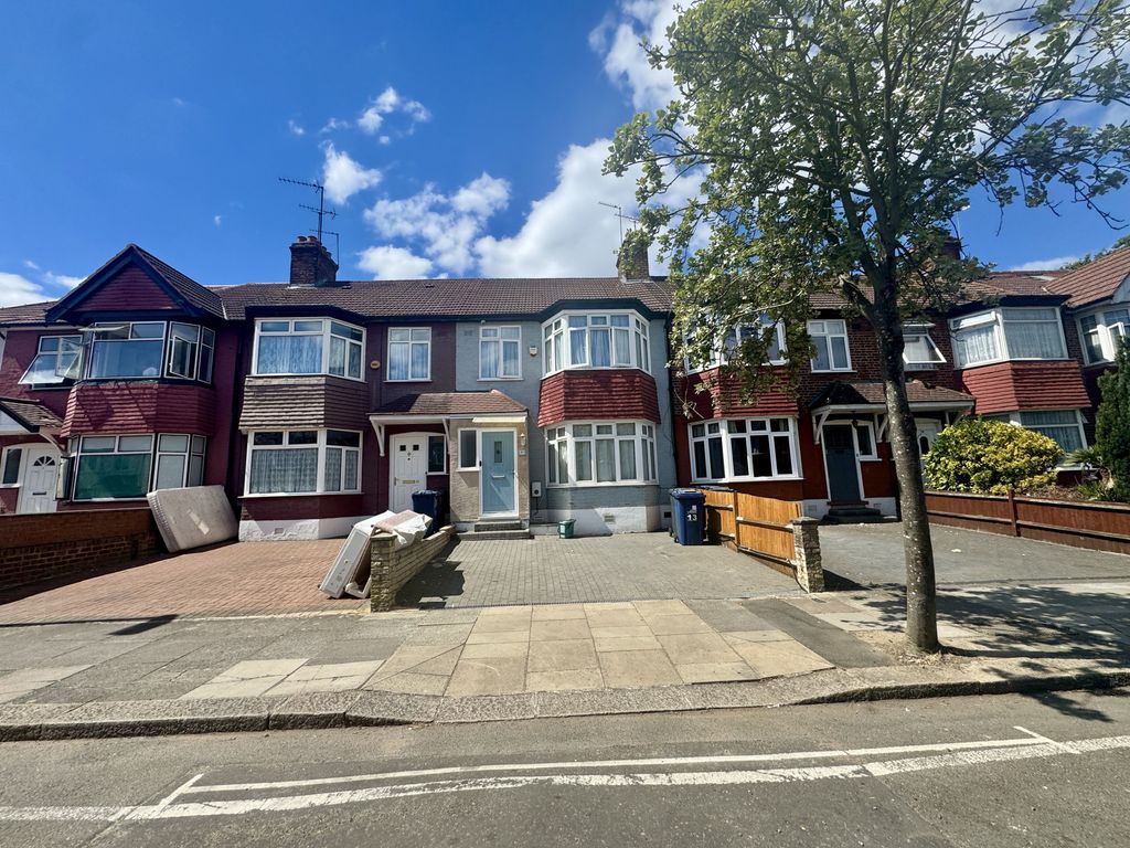 Property photo 1 of 15