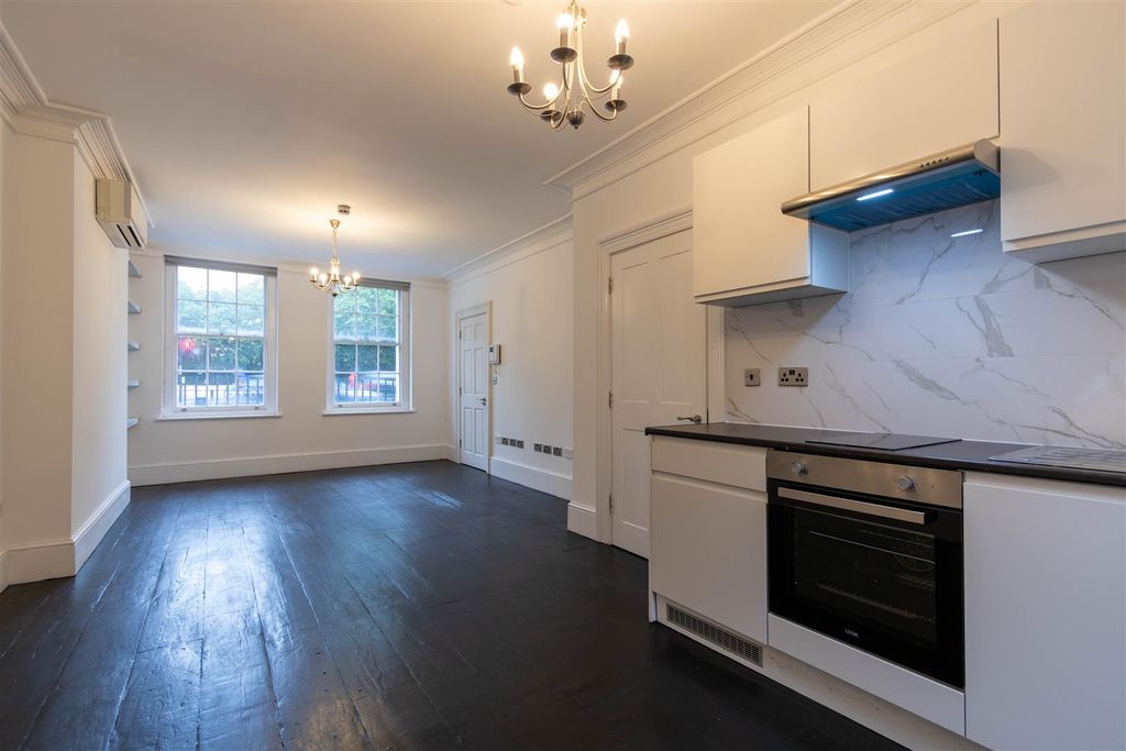 Property photo 1 of 9 Reception.Jpg