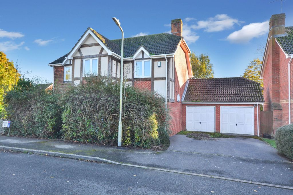 Property photo 1 of 3
