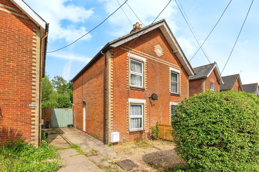 Property photo 1 of 17