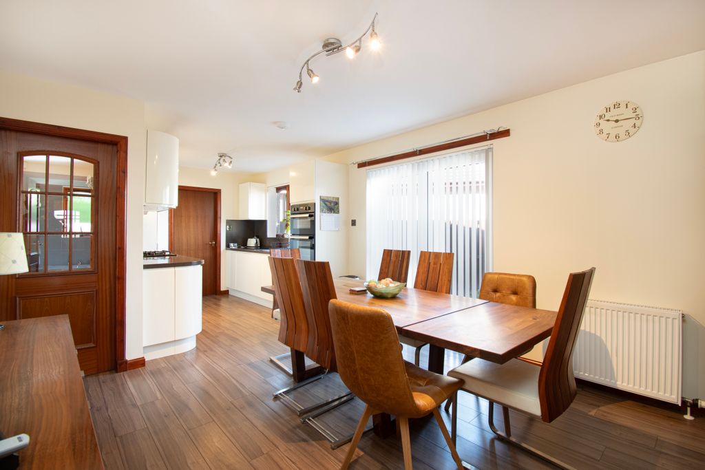 Property photo 1 of 25 Dining Area