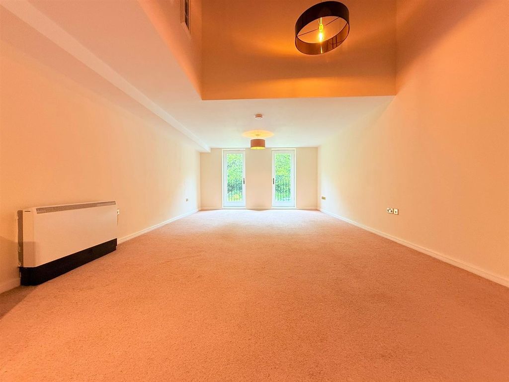 Property photo 3 of 16 2.Jpg