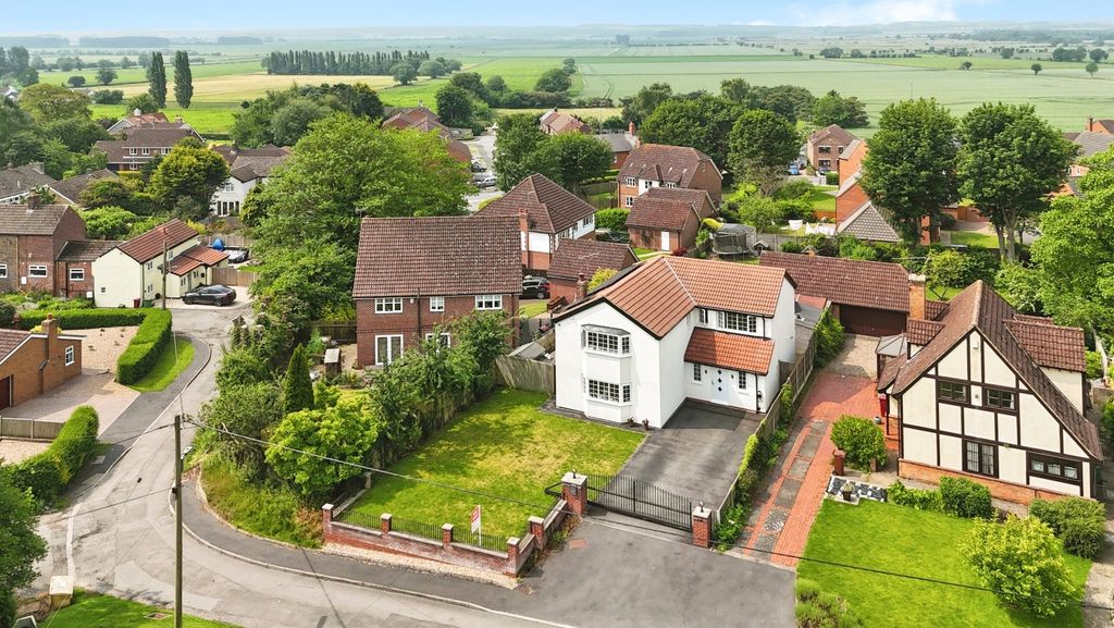 Property photo 1 of 23 3941183