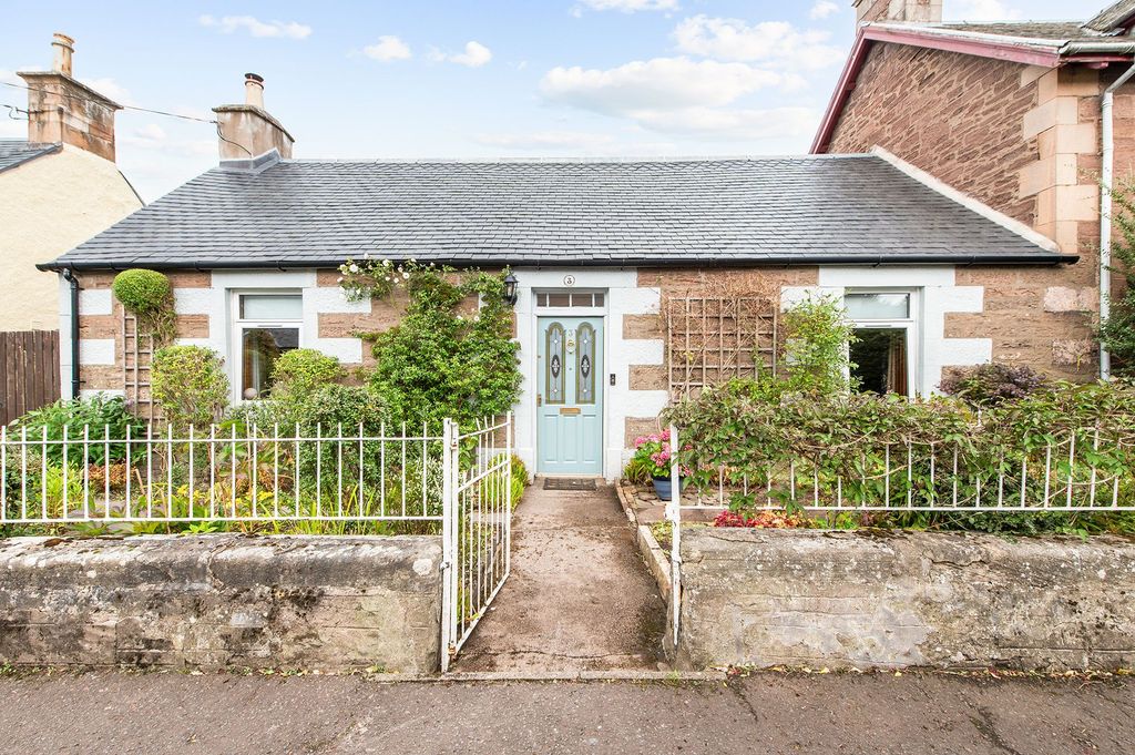 Property photo 1 of 24