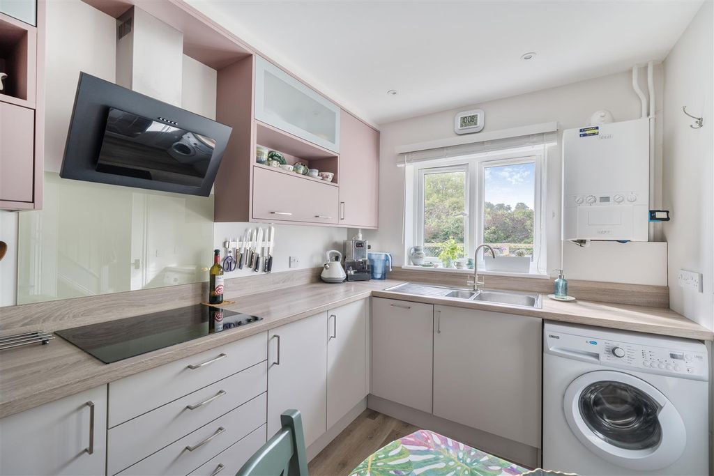 Property photo 3 of 27 1350148-5-68c7E4095B4c2.Jpg