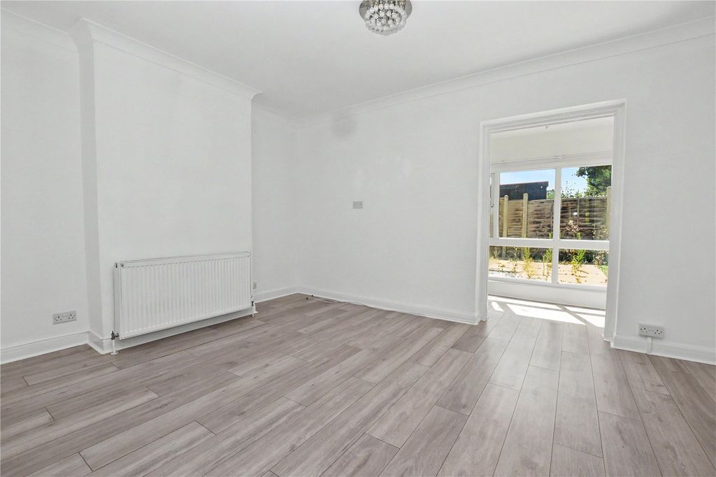 Property photo 3 of 10 Picture No. 08