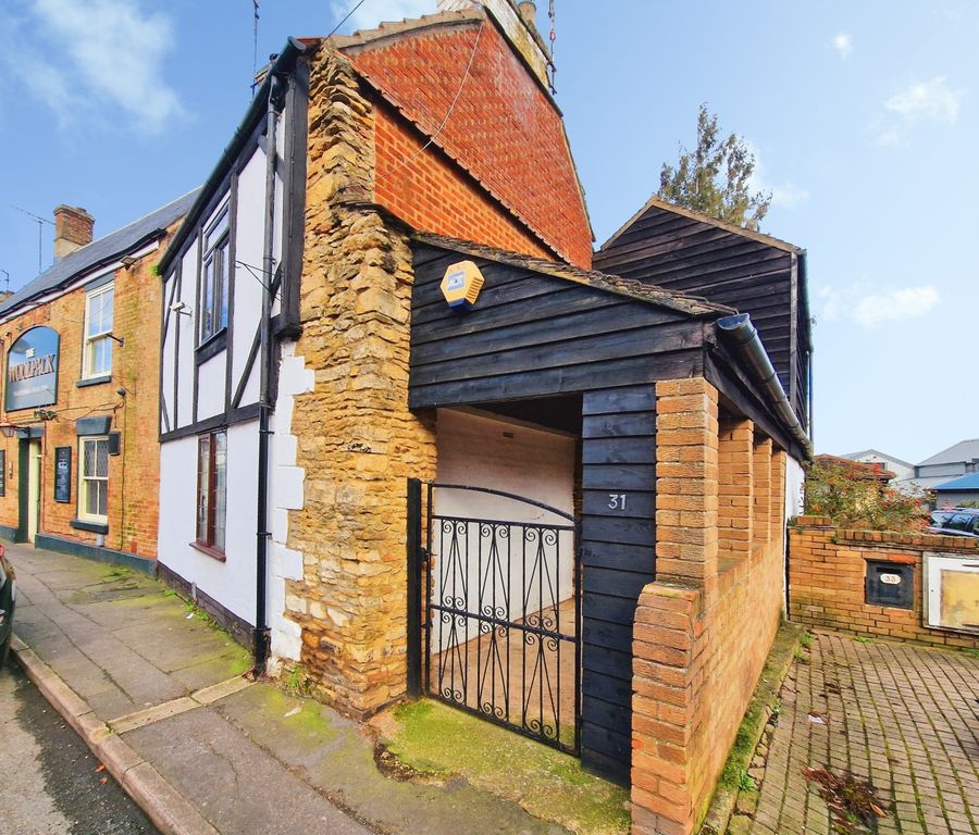 Property photo 1 of 10