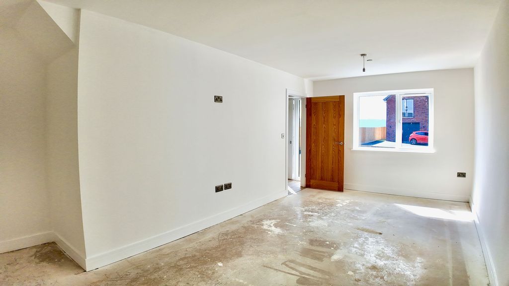 Property photo 3 of 42